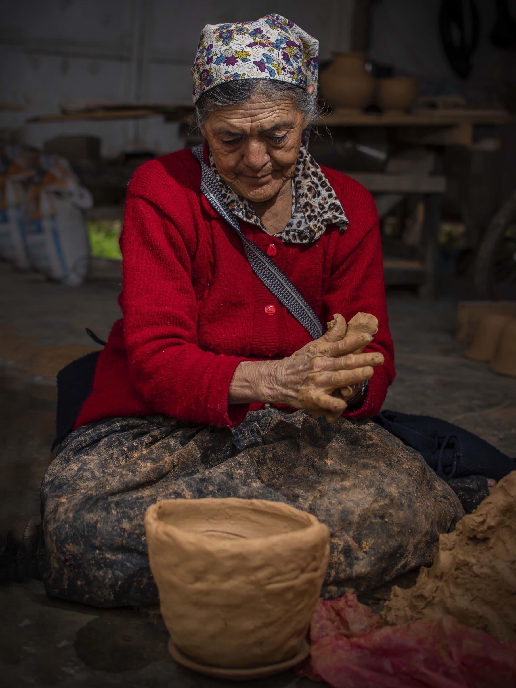 Asociación Comunal Productiva de Artesanos y Alfareros “La Cusana”